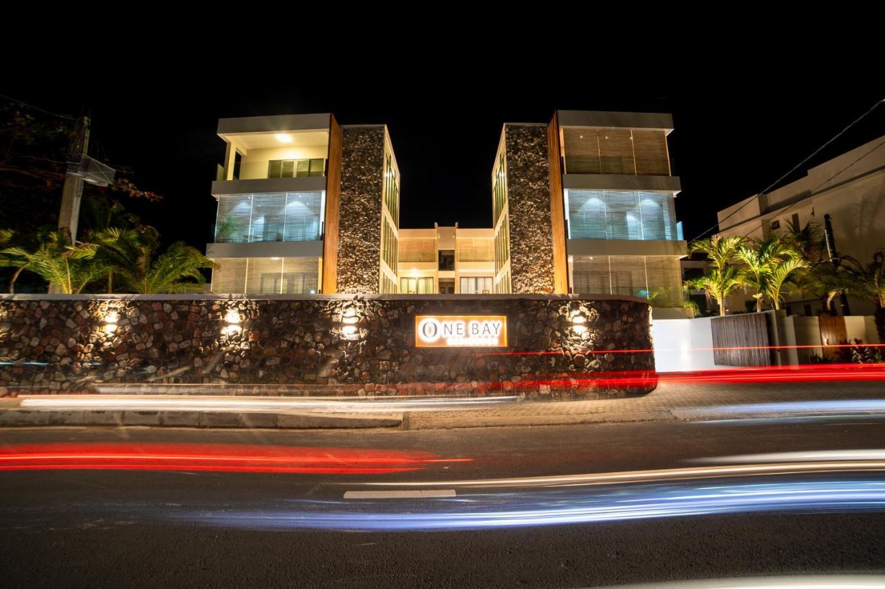 Penthouse 13 - One Bay Residence With Private Rooftop Terrace And Dip In Pool Pereybere Beach Ngoại thất bức ảnh