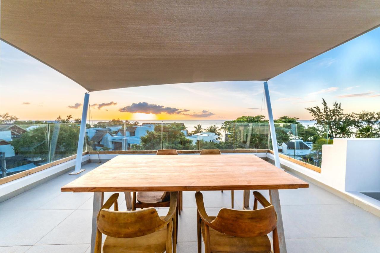 Penthouse 13 - One Bay Residence With Private Rooftop Terrace And Dip In Pool Pereybere Beach Ngoại thất bức ảnh